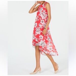 **After summer sale**
Alfani vibrant Coral‎ and White dress